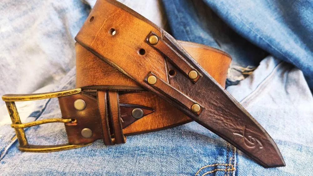 Handmade Brown Leather Mens Belt - Rodeo Style Texas Cowboy Fashion - Customizable