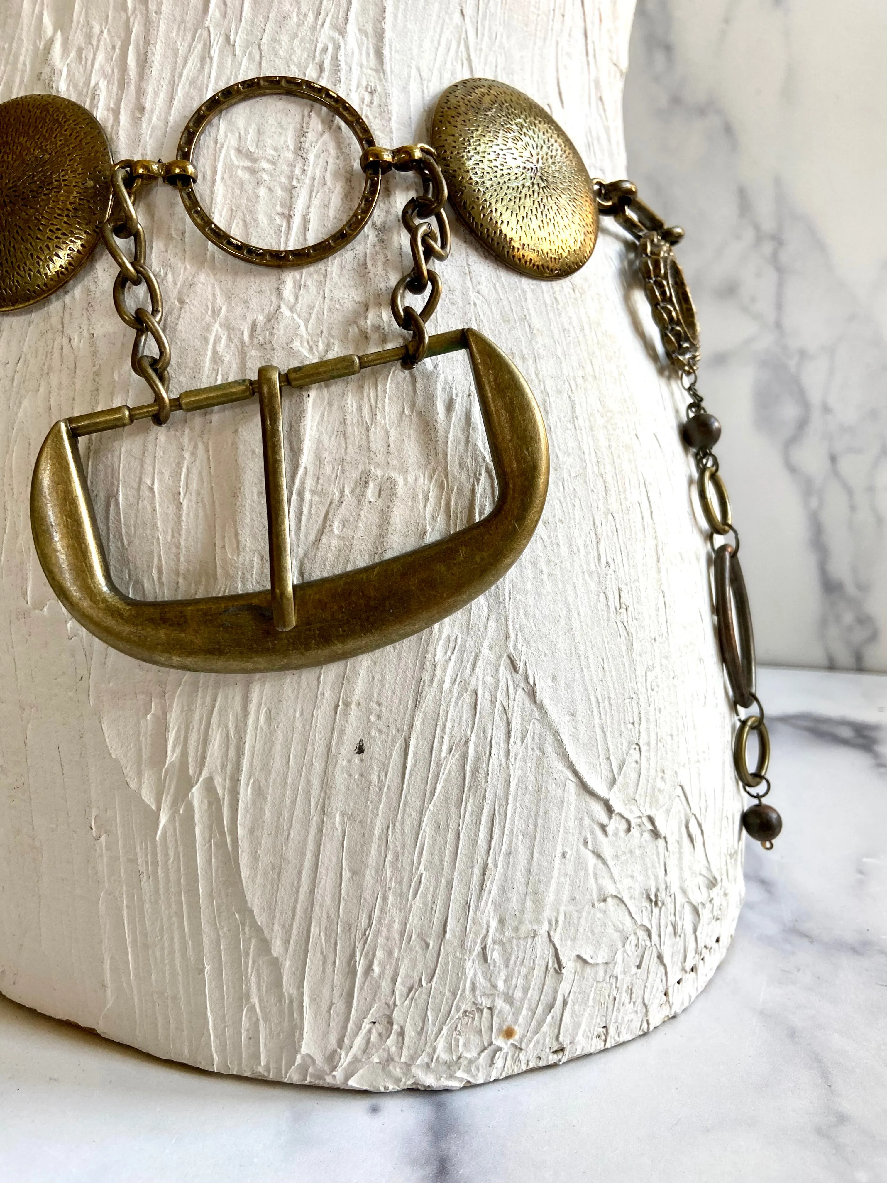 Heavy duty chunky chain belt