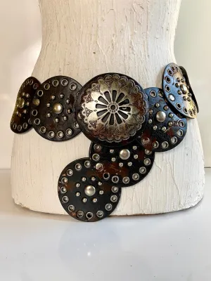 Leather circles belt
